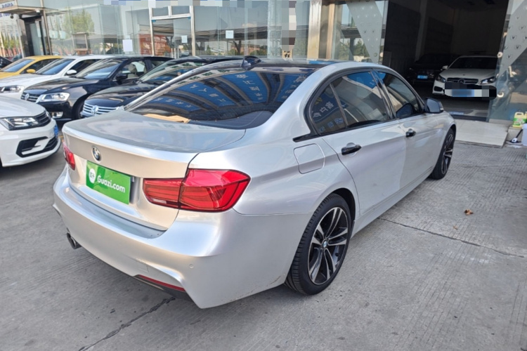BMW 3 Series 2019 car image #7