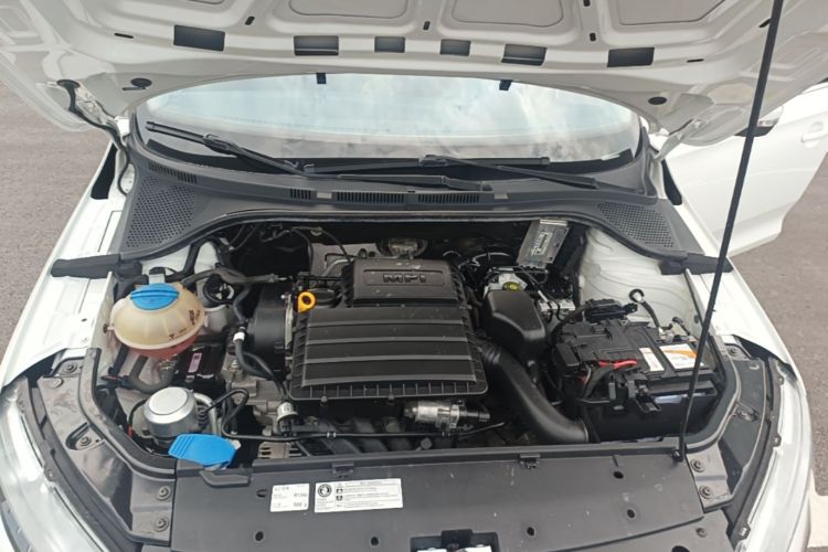 Skoda Rapid 2021 car image #20