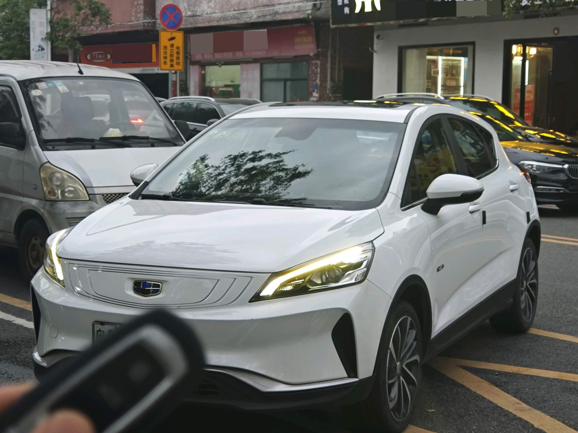 2018 2018 car image