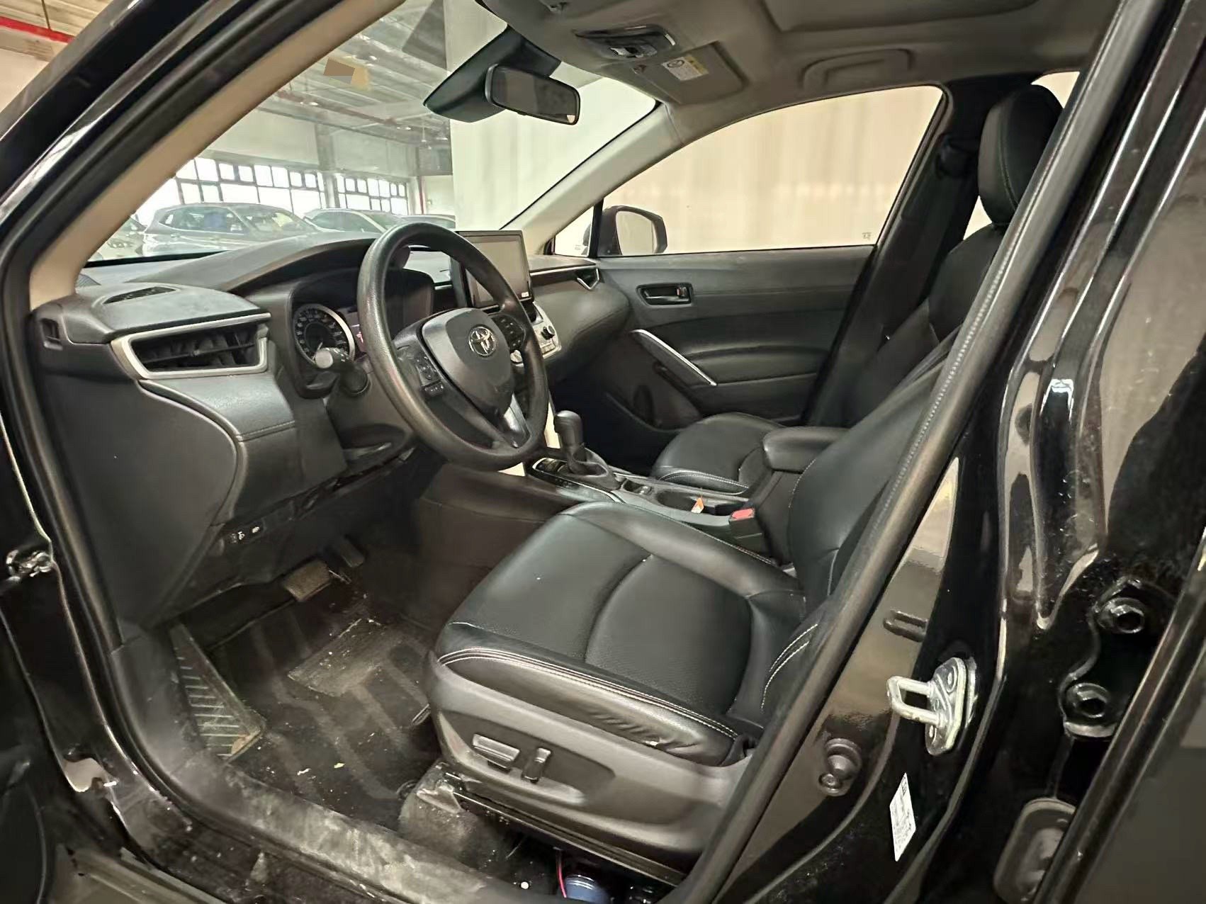 Toyota Corolla Cross 2023 immagine di auto #7