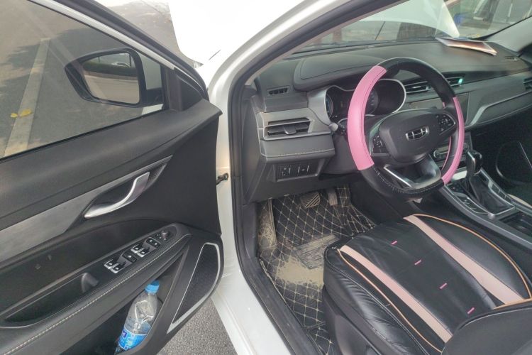 GEELY Emgrand 2022 car image #13