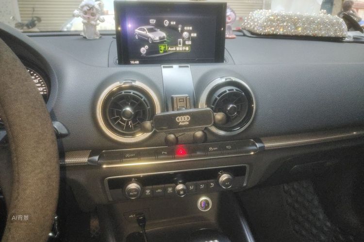 Audi A3 2018 imagen de coche #15