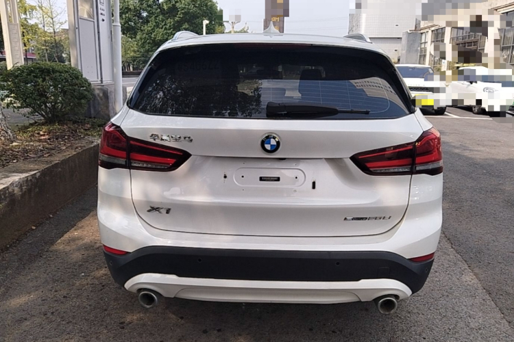 BMW X1 2021 #6 BMW X1 2021 car image #6