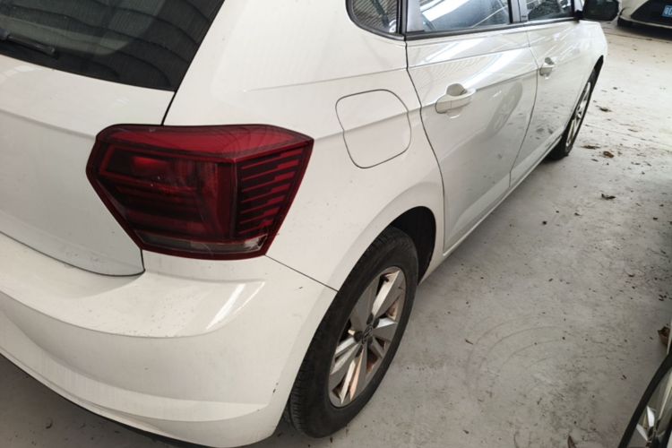 Volkswagen Polo 2023 car image #8
