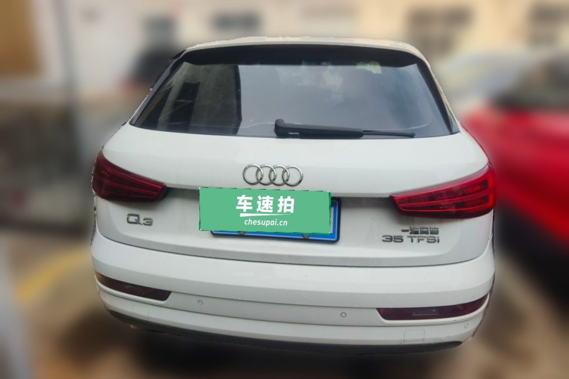 Audi Q3 2016 car image #6