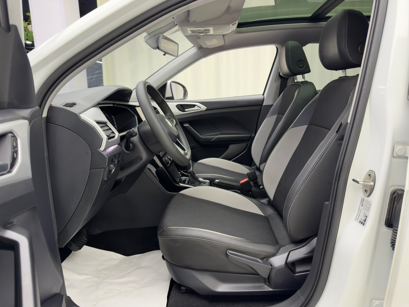 Volkswagen Tacqua 2023 car image #2