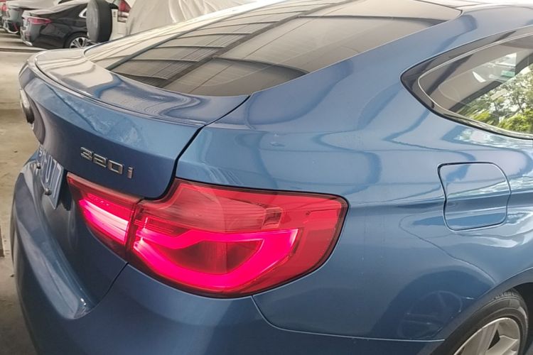 BMW 3 Series GT 2019 car image #4