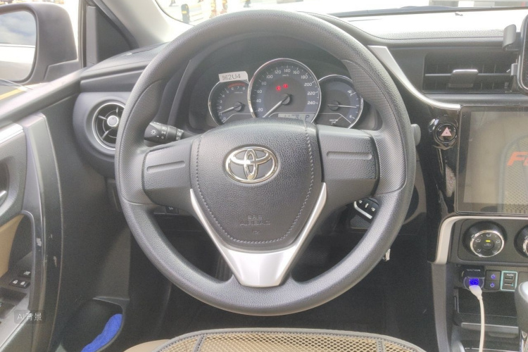 Toyota Corolla 2019 #12 Toyota Corolla 2019 car image #12