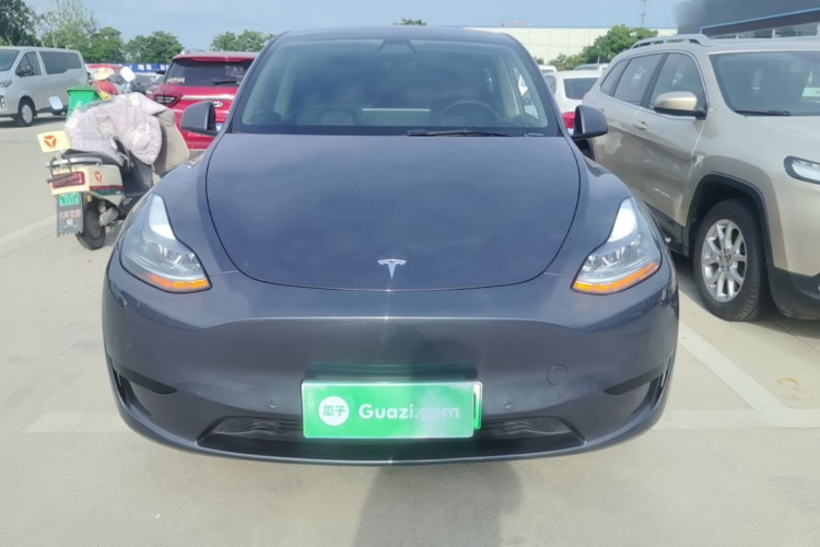 Tesla Model Y 2022 #3 Tesla Model Y 2022 car image #3