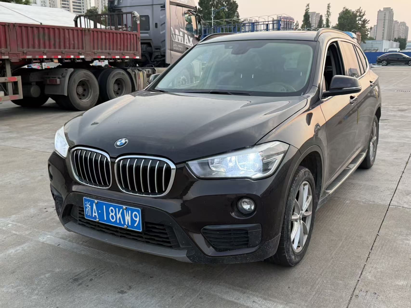 BMW X1 2016 BMW X1 2016 car image