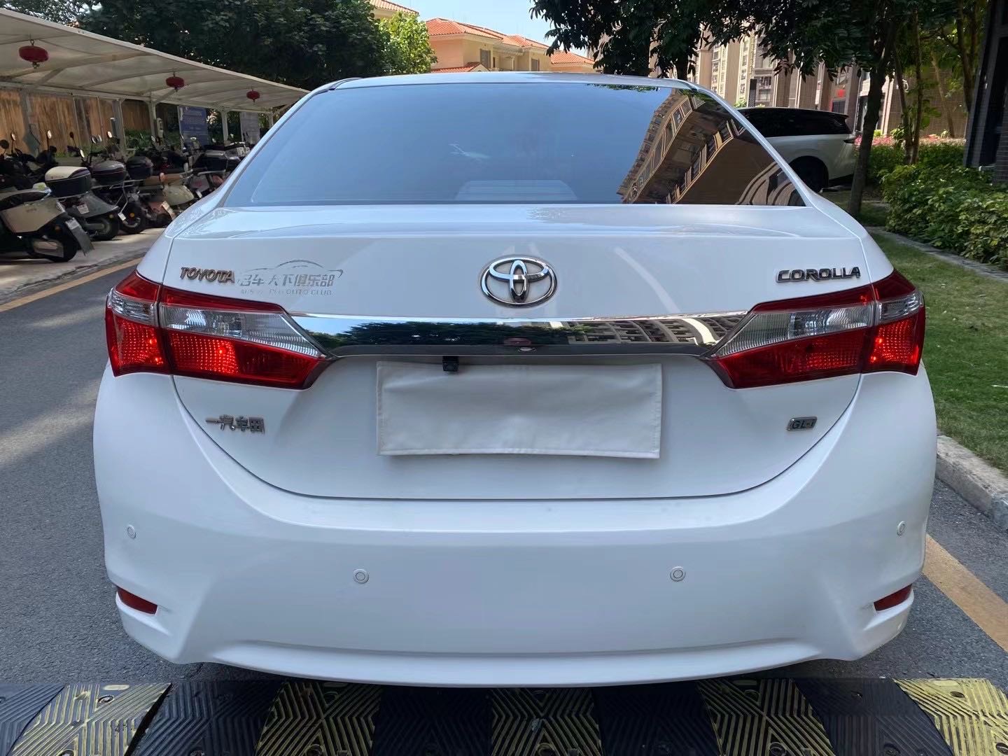 Toyota Corolla 2016 #9 Toyota Corolla 2016 car image #9