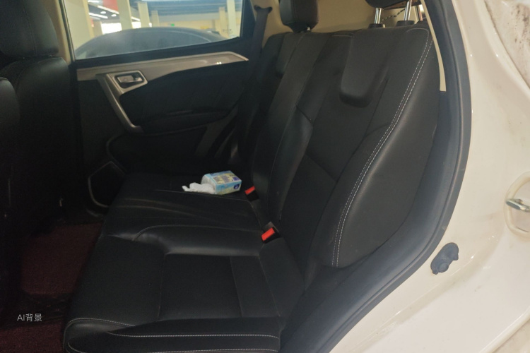 GEELY Vision X6 2017 immagine di auto #19