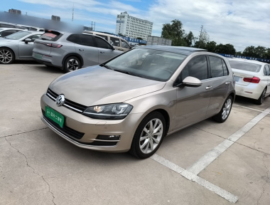 Volkswagen Golf 2014 car image 