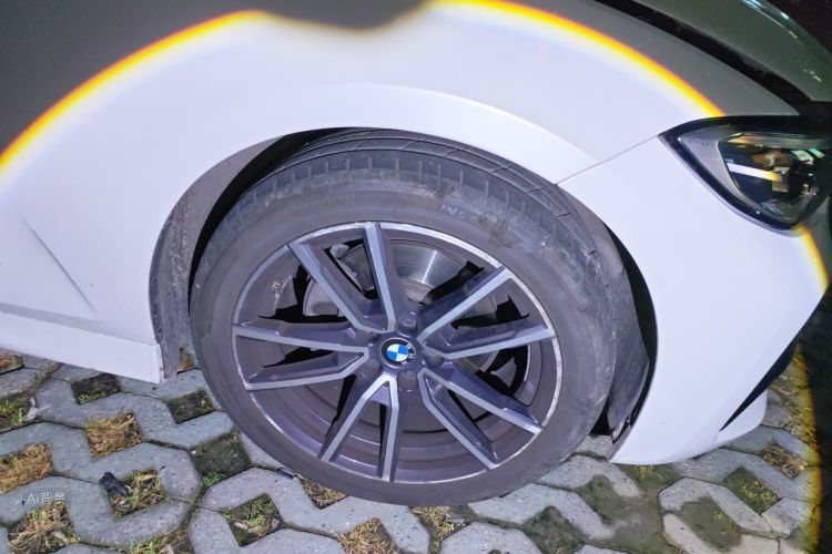BMW 3 Series 2022 #9 BMW 3 Series 2022 car image #9