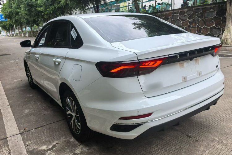 GEELY Emgrand 2024 #5 GEELY Emgrand 2024 car image #5