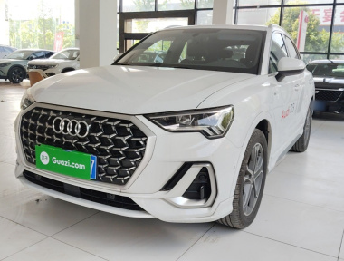Audi Q3 2025 car image 