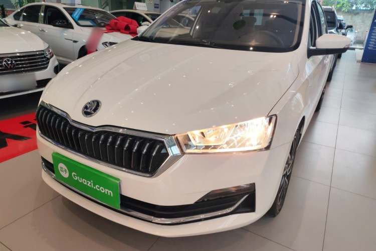 Skoda Rapid 2021 #2 Skoda Rapid 2021 image de voiture #2
