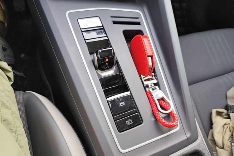 Volkswagen Golf 2022 car image #18