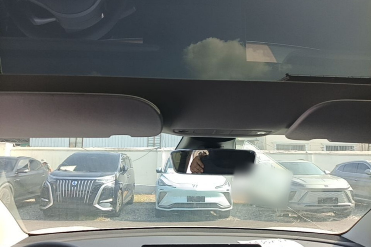 Tesla Model 3 2021 car image #18