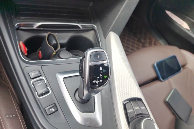 BMW 3 Series 2019 #16 BMW 3 Series 2019 immagine di auto #16