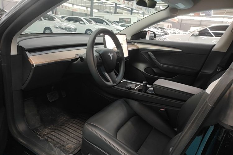 Tesla Model 3 2023 #19 Tesla Model 3 2023 car image #19