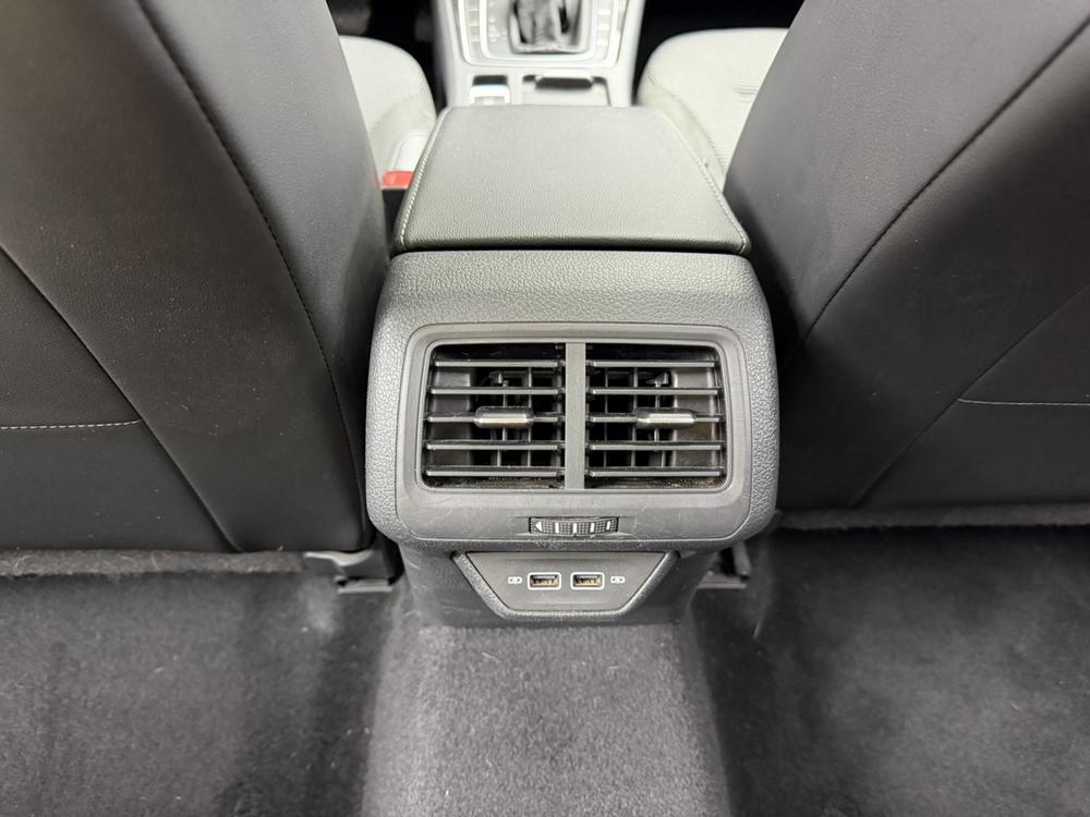 Volkswagen Golf 2018 imagen de coche #9