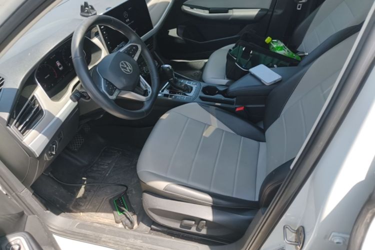 Volkswagen Bora 2024 car image #19