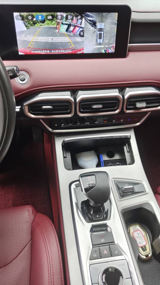 Jetour X70 PLUS 2022 car image #3