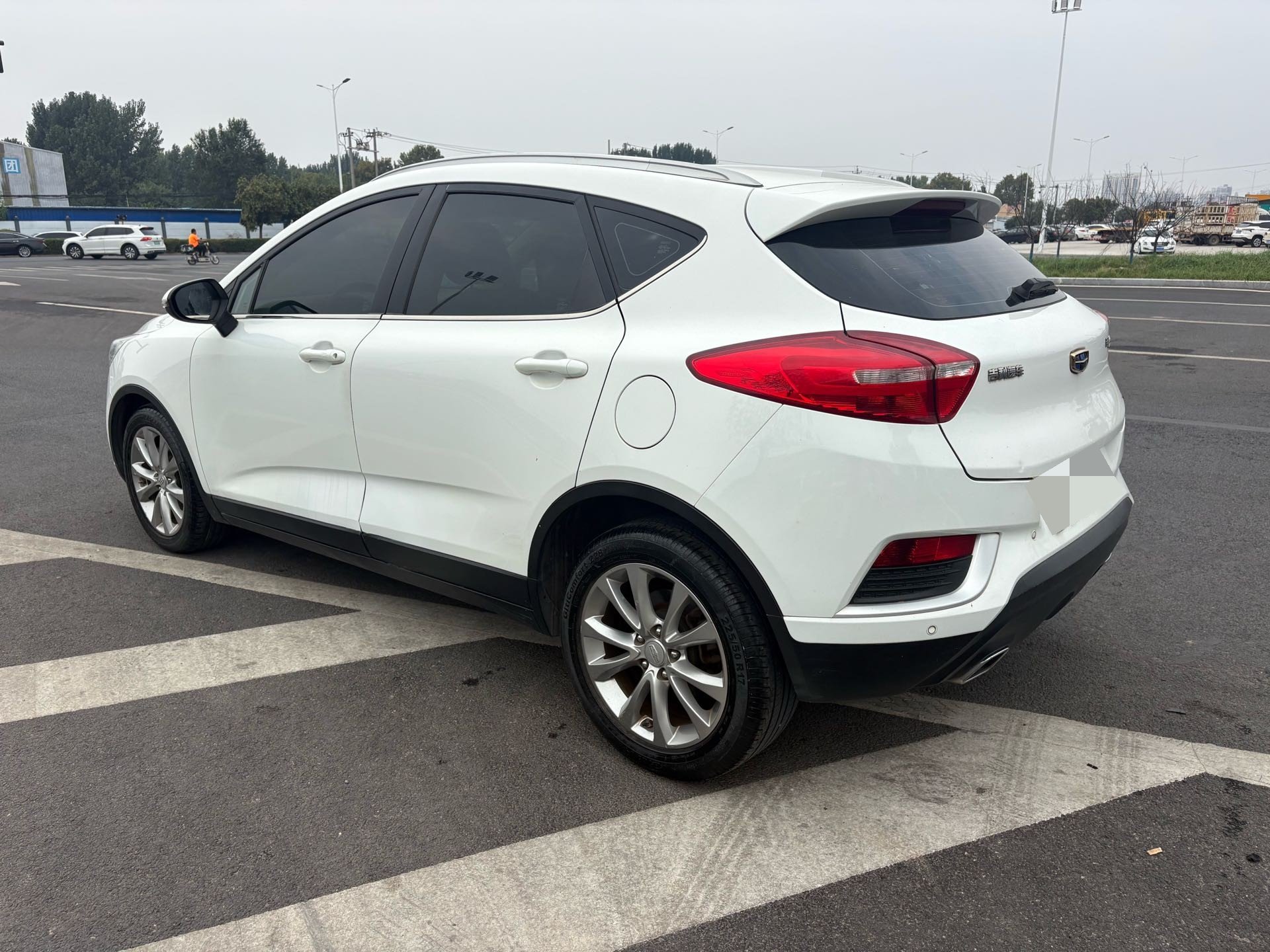 GEELY Emgrand GS 2017 #9 GEELY Emgrand GS 2017 car image #9
