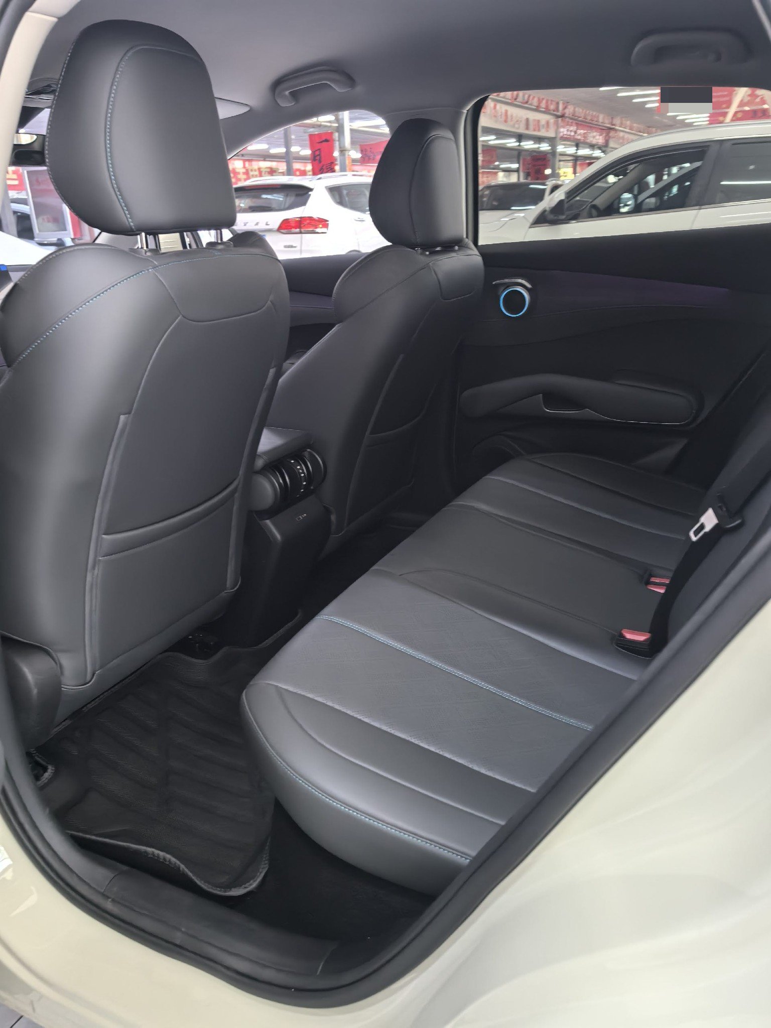 BYD Yuan Plus 2025 immagine di auto #4