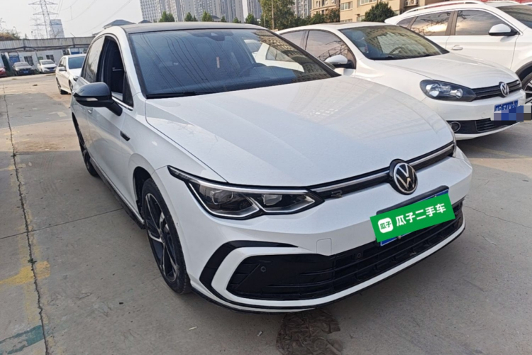 Volkswagen Golf 2021 صورة سيارة #6