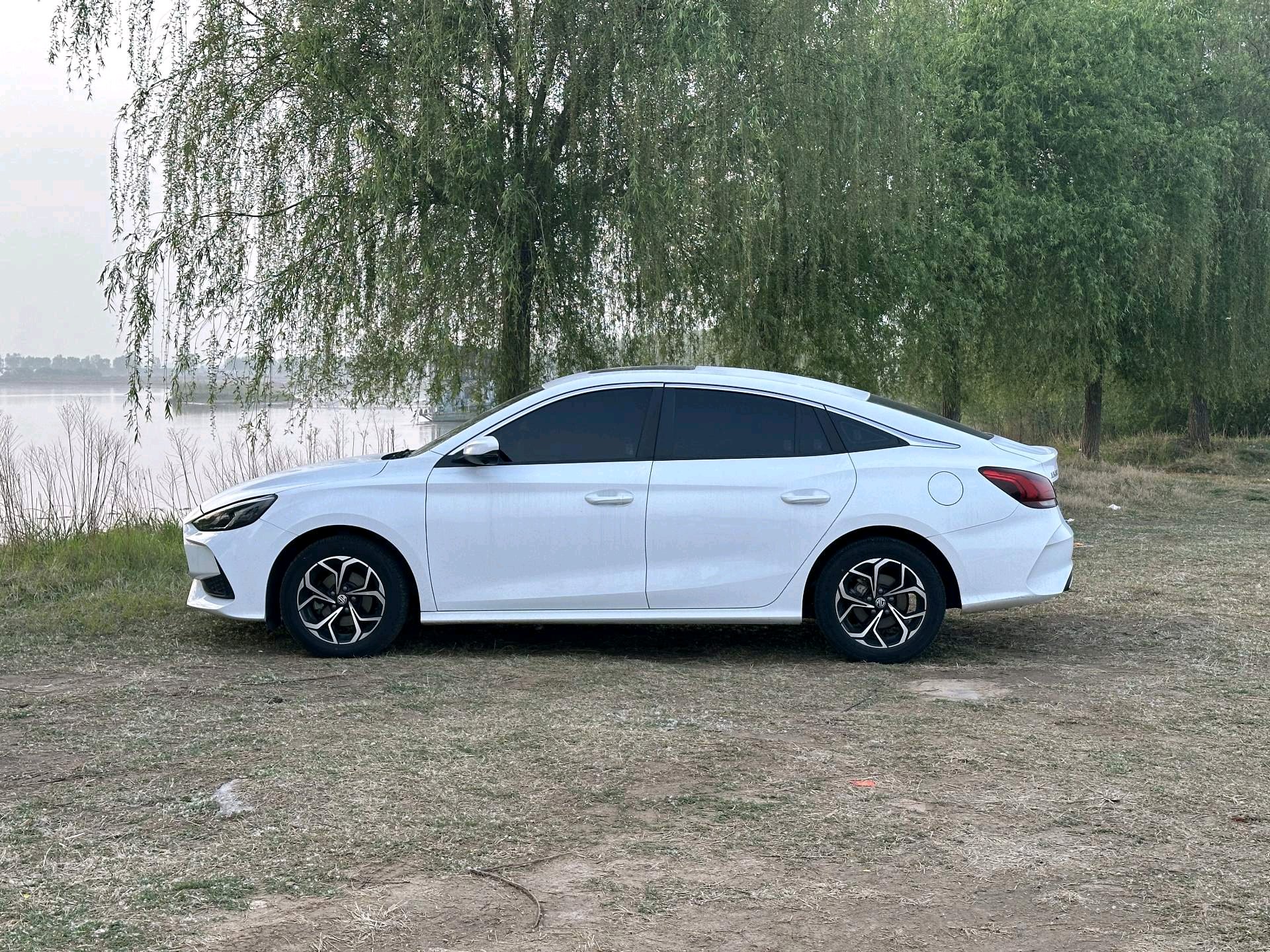 MG 5 2022 image de voiture #5