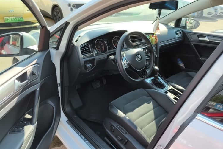 Volkswagen Golf 2018 #12 Volkswagen Golf 2018 car image #12