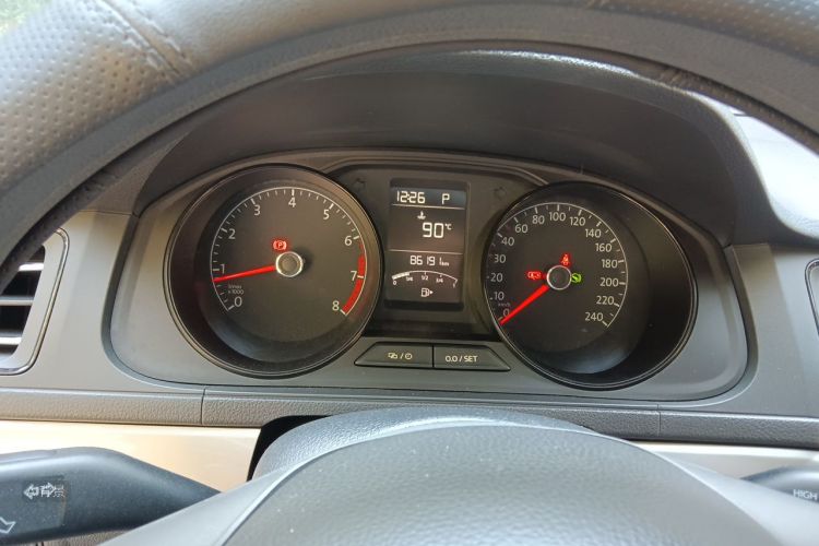 Volkswagen Lavida 2021 immagine di auto #13