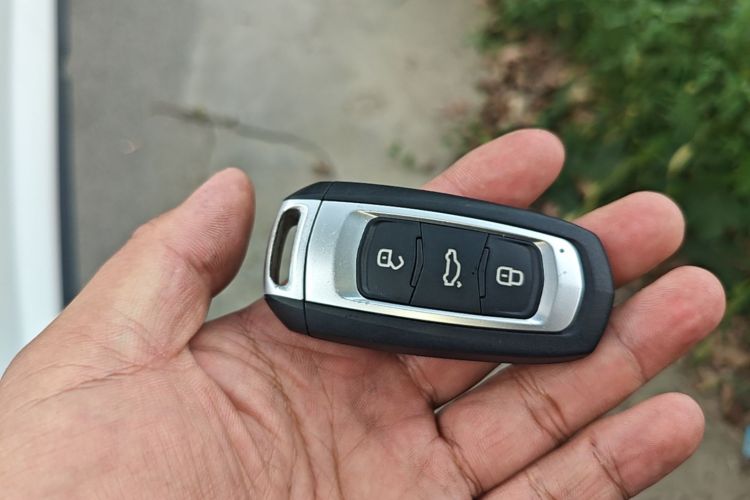 GEELY Emgrand GS 2019 car image #9