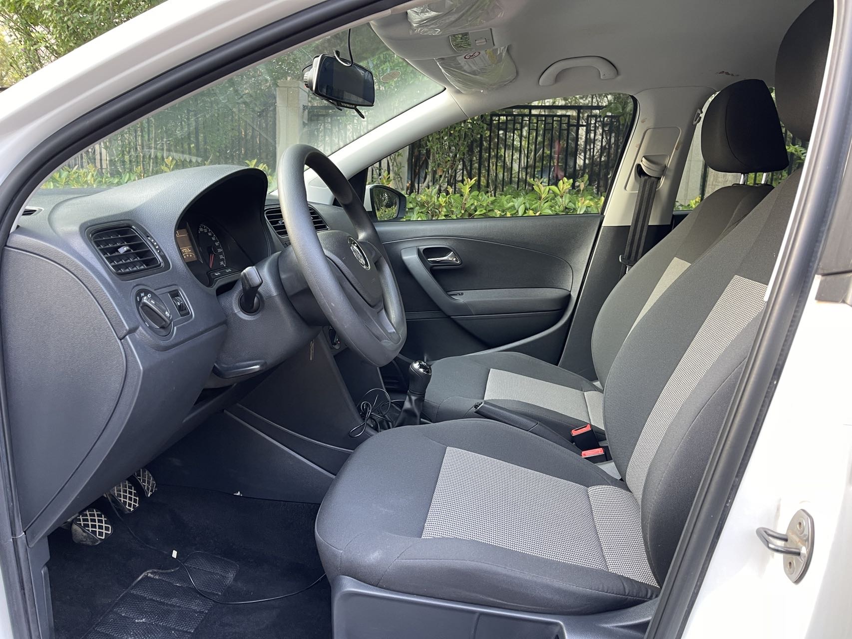 Volkswagen Polo 2016 car image #5