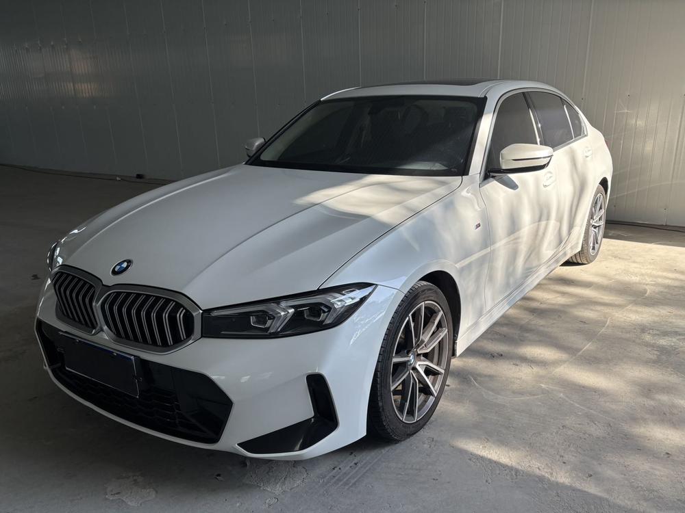 BMW 3 Series 2023 BMW 3 Series 2023 immagine di auto