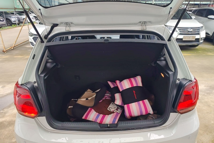 Volkswagen Polo 2019 #19 Volkswagen Polo 2019 car image #19