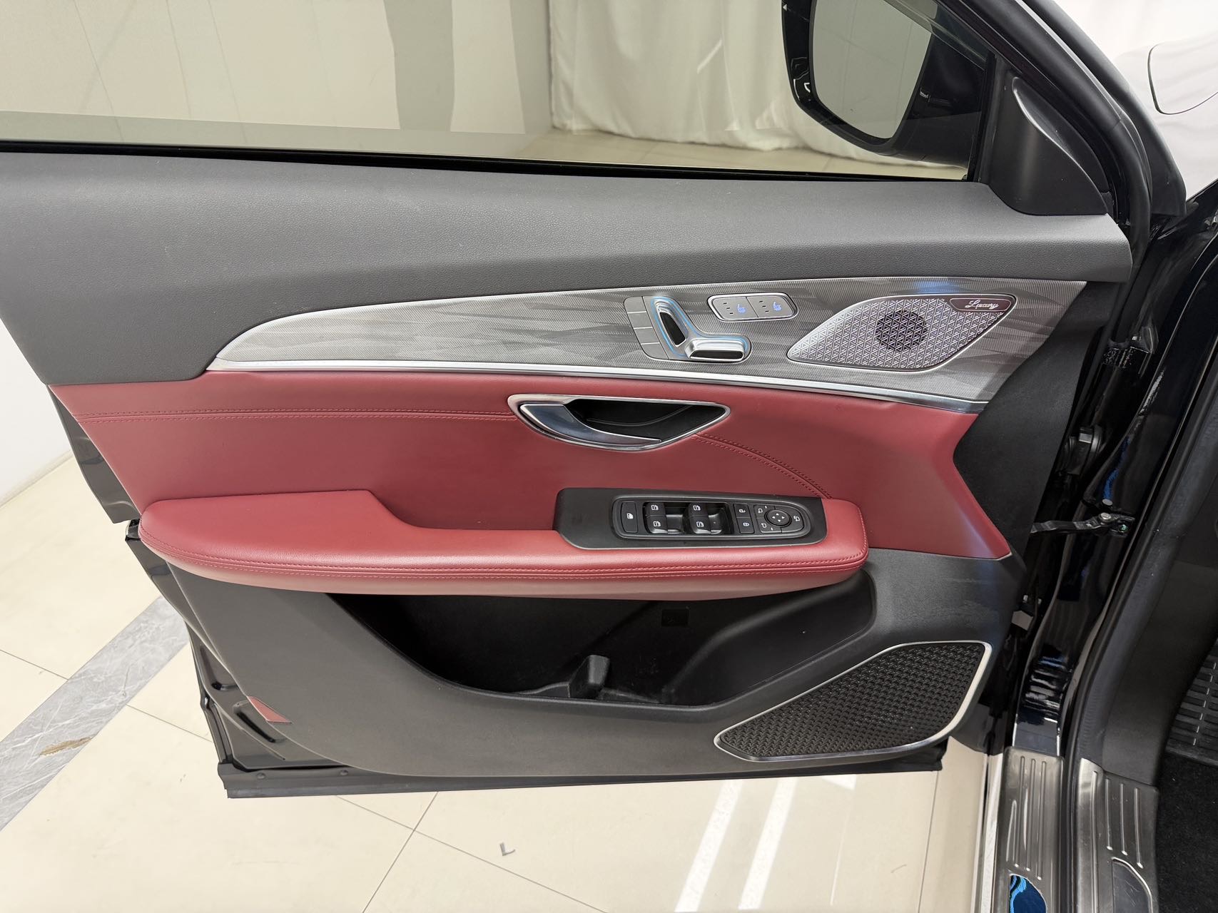 Jetour X70 PLUS 2023 car image #8