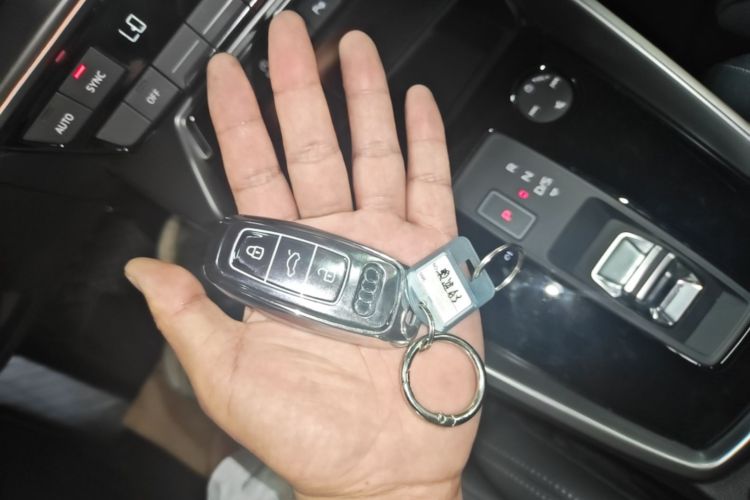 Audi A3 2024 immagine di auto #9