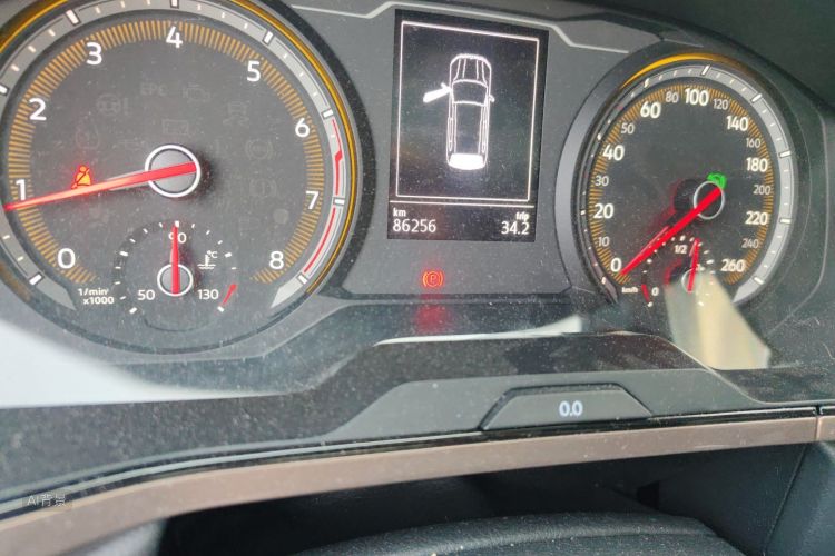 Volkswagen Tharu 2019 car image #14