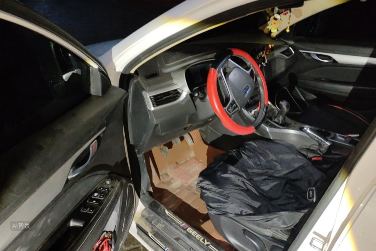 GEELY Emgrand 2019 #18 GEELY Emgrand 2019 car image #18