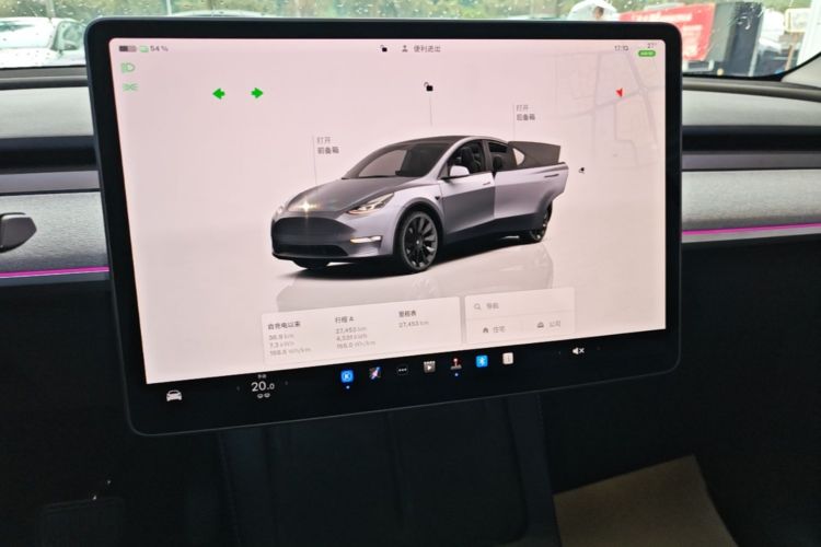 Tesla Model Y 2024 #13 Tesla Model Y 2024 car image #13