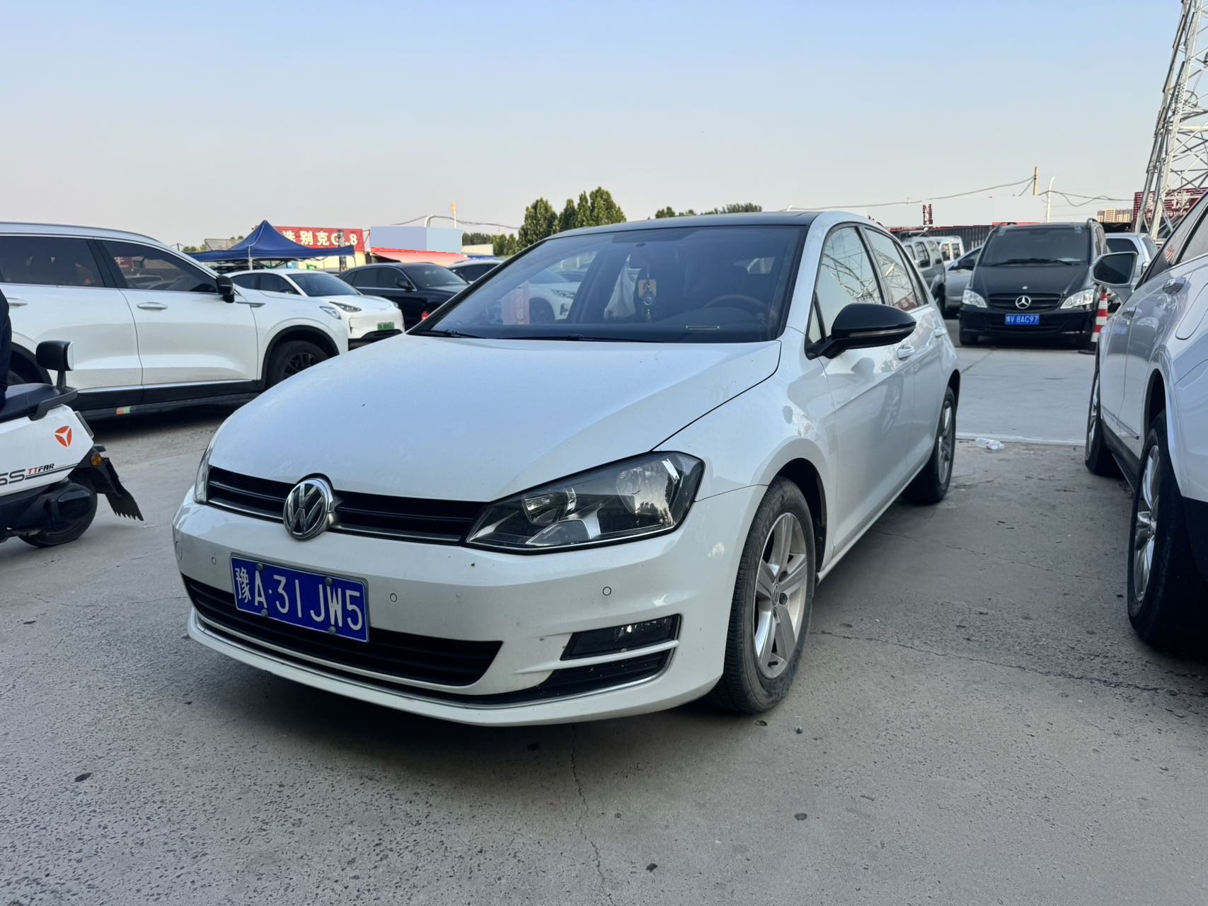 Volkswagen Golf 2017 Volkswagen Golf 2017 car image