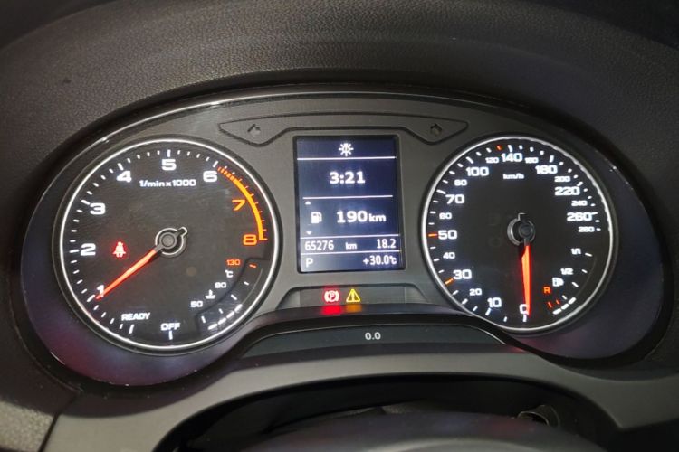 Audi A3 2017 car image #12