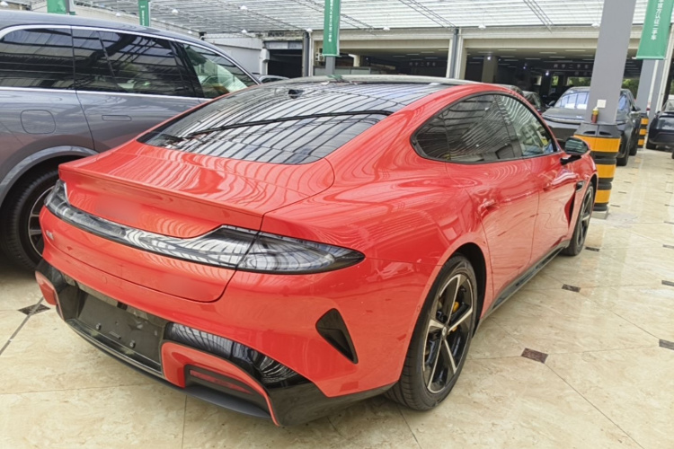MI SU7 2025 car image #7