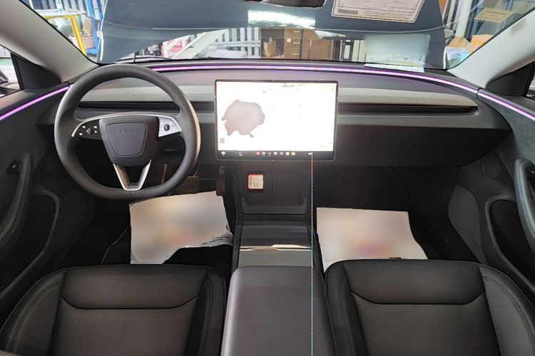 Tesla Model 3 2024 car image #11