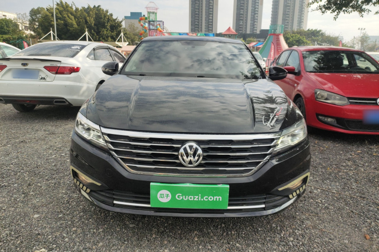 Volkswagen Lavida 2019 car image #3