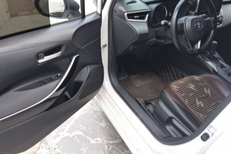 Toyota Corolla 2021 car image #16