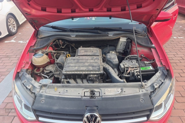 Volkswagen Polo 2015 car image #22